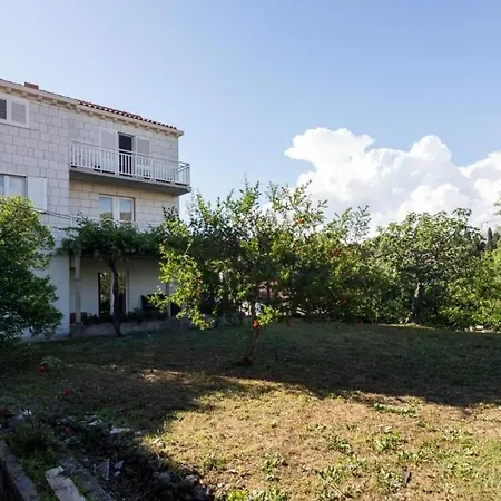 Eleonora - Three Bedroom With Terrace * Дубровник